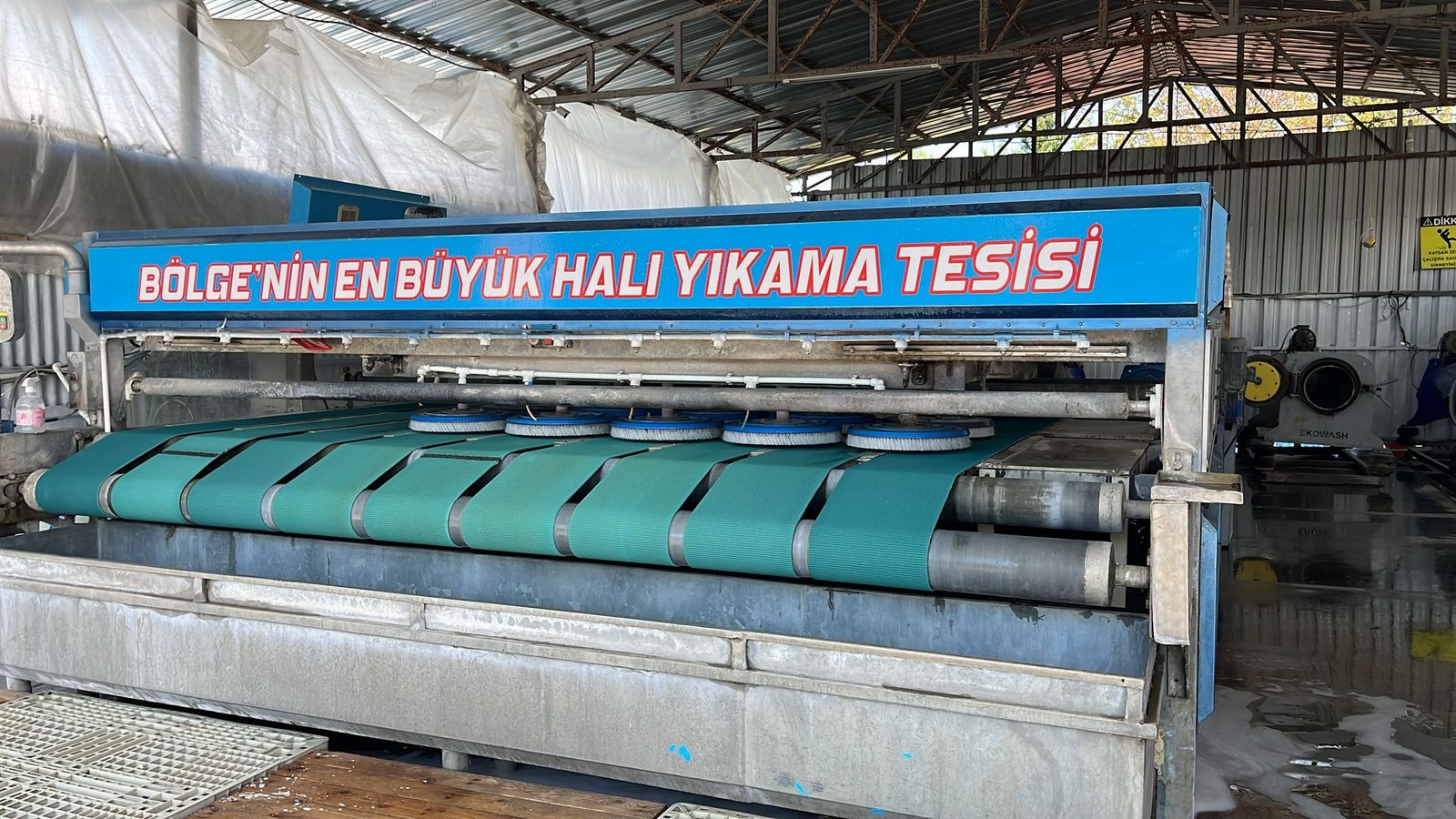Halı Yıkama Makinesi